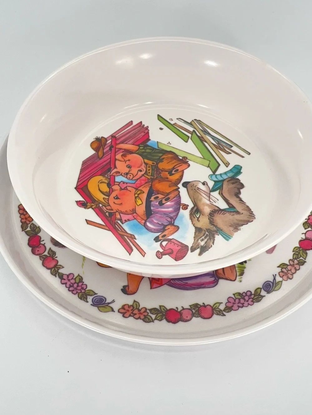 Vintage Oneida Deluxe 3 Pc Melamine Three Little Pigs Child Dinner Set Story